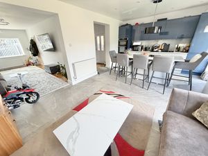 Valley Drive Great Sutton